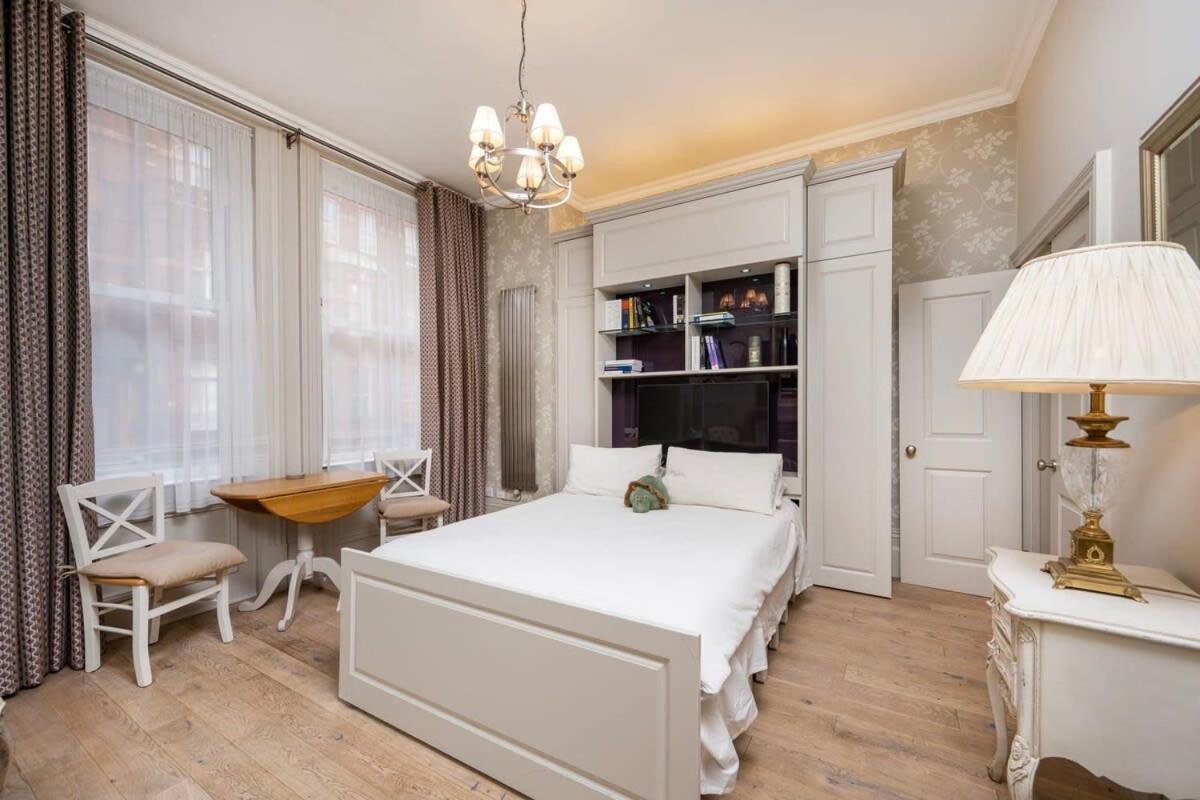 Charming Chelsea Studio Your Cozy Urban Retreat Λονδίνο Εξωτερικό φωτογραφία